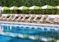 Brown Jerusalem Hotel & Convention Center - 泳池