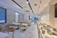 Dubai Hotel - sarapan