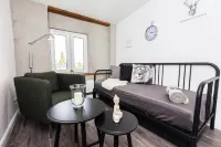 Book Apart Fabryczna - Holiday Apartments