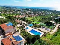 Aparthotel Isabella - Pools