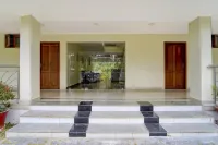 Deluxe Thiruvallam Lakeview