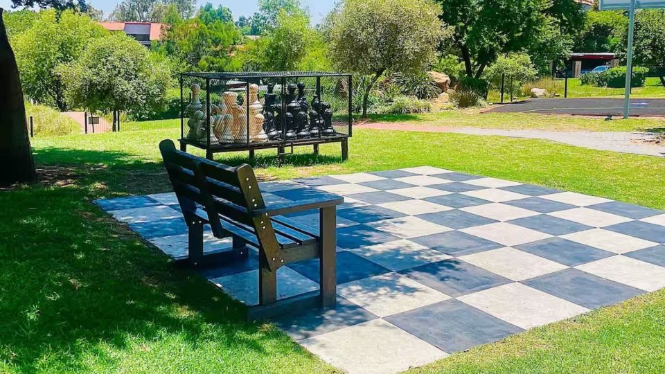 2 Bed in Spectacular Golf Estate