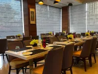 Hotel Suba International Sahar Road Mumbai โรงแรมใกล้หาดเวอร์โซวา