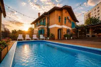 Casa do Rogério Hostel - Hostels