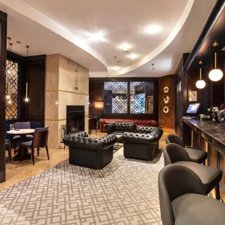 Charisma de Luxe Hotel