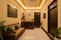 Hotel The Viraj Palace - balcony