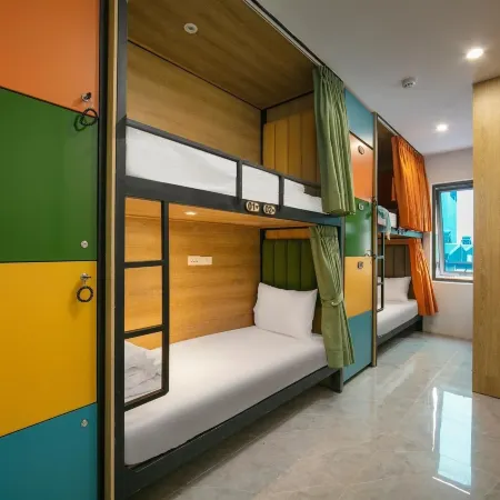 Hanoi Loopers Hostel & Rooftop Bar