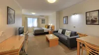 Quality Inn Swan Hill - parking