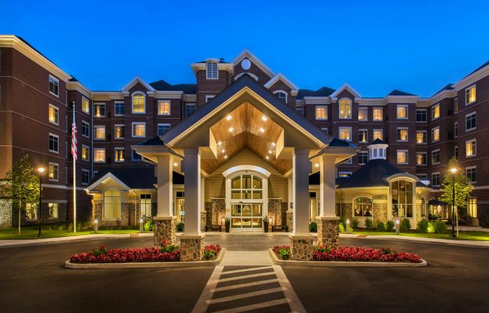 Inn at Bellefield / Hyde Park