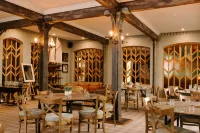 The Rabbit Hotel & Retreat - parking