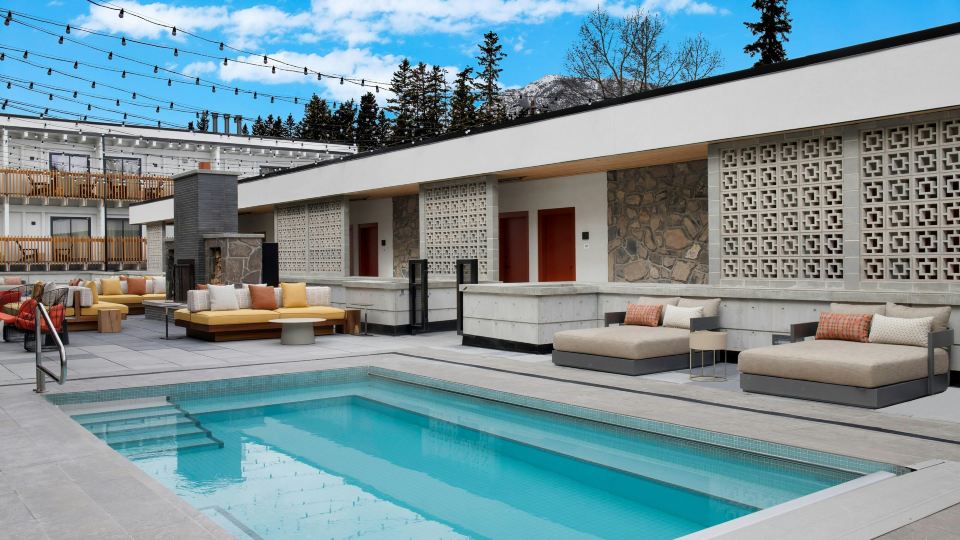 Moxy Banff
