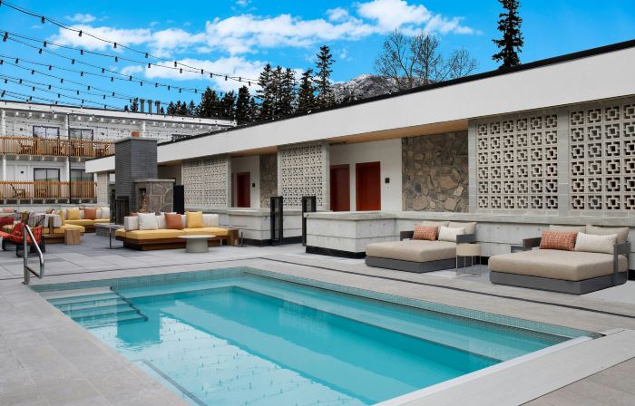 Moxy Banff