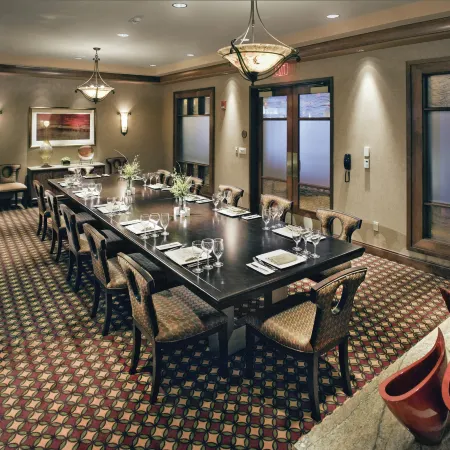 Embassy Suites by Hilton Norman Hotel & Conference Center