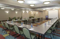 Hampton Inn Indianapolis Dwtn Across from Circle Centre - Business