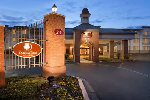 DoubleTree by Hilton Annapolis - Bãi đậu xe