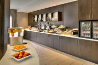 SpringHill Suites Vernal - breakfast