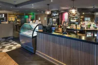 The Raven’s Cliff Lodge by Marston's Inns - bar