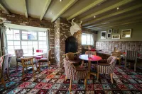 Red Squirrel, Stevenston by Marston's Inns - parking