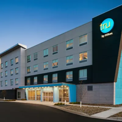 Tru by Hilton Duluth Mall Area Hotels near Hillside Sport Court Park