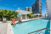 Midtown Miami 1BR · Free Parking + Wynwood Nearby - Uima-altaat