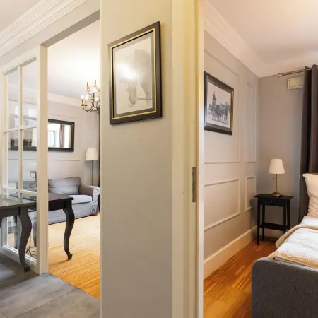 AApartments - Ideal City Center Location