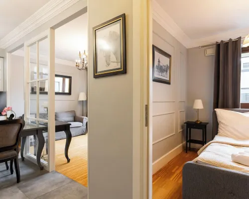 AApartments - Ideal City Center Location Отели рядом с достопримечательностью «Площадь Гжибовского»