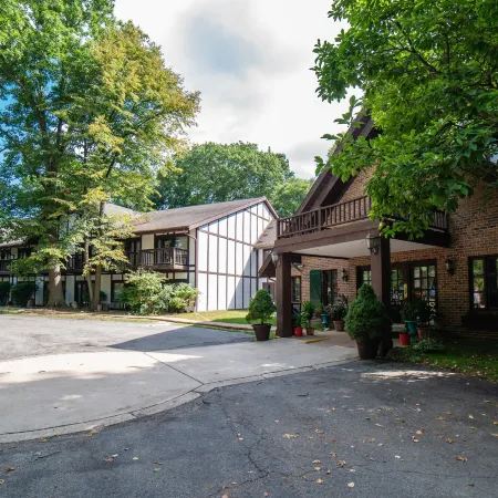 Spring House Inn