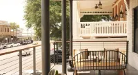 Albert Hotel - parking
