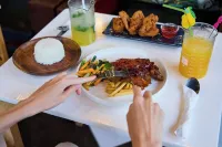 G Boutique Resort Santander - Breakfast