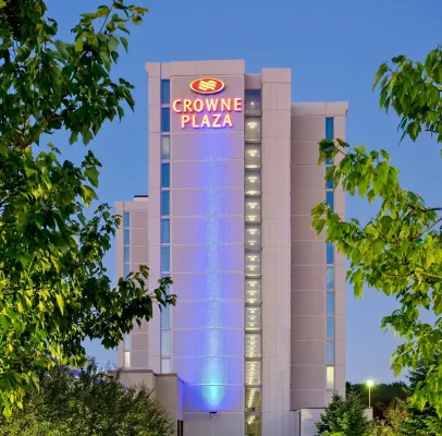 Crowne Plaza CHICAGO OHARE HOTEL & CONF CTR by IHG - acceptant les animaux