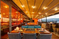 Golden Palace Hotel & Pool