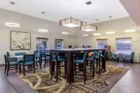 La Quinta Inn & Suites by Wyndham Rockford - Desayuno