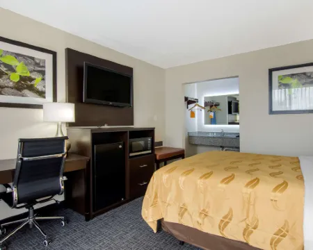 Quality Inn Verona - Staunton North Hotels in Augusta County