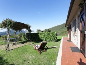 Delizioso agriturismo con piscina a Casperia