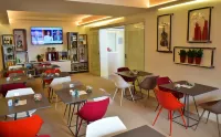Hotel Borgo Brianteo Hotels in Presezzo
