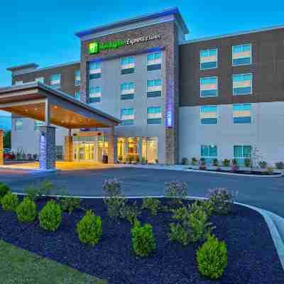 Holiday Inn Express & Suites LEXINGTON W - VERSAILLES by IHG Hotel Exterior