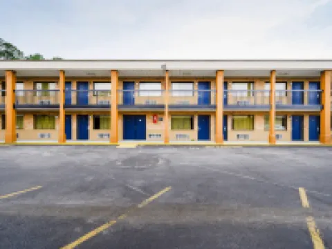 OYO Hotel Williamston Hoteles en Williamston