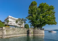 Grand Hotel Majestic Hotel in zona Suna Beach - Pool & Lounge Bar