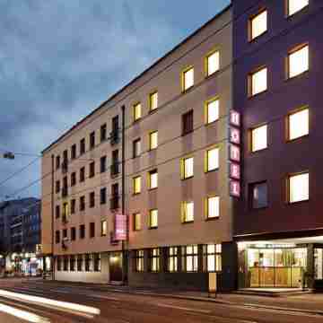 Hotel du Commerce Hotel Exterior