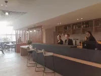 德南裝甲公園貝斯特韋斯特酒店 - 酒吧
