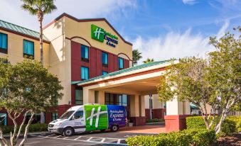 Holiday Inn Express & Suites Tampa Northwest-Oldsmar
