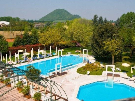 10 Best Hotels near Piscine Termali Leonardo, Montegrotto Terme 2023 |  Trip.com