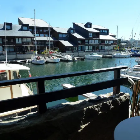 Les Marinas