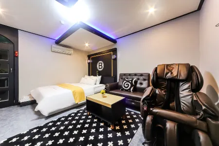 Business Hotel
