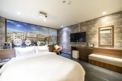 Tongyeong Hotel O2