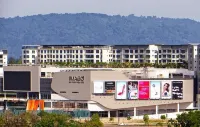Sunset Seaview Vacation Condos @ Imago Shopping Mall