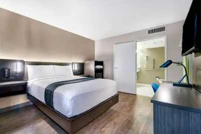 Motel 6 Issaquah, WA - Seattle - East Hotels near Snoqualmie Falls