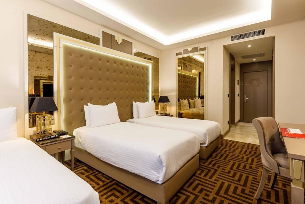 Ramada by Wyndham Istanbul Golden Horn