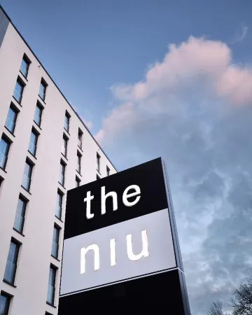 the niu 斯佩羅酒店