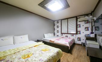 Jeonju Ua-Dong 2 Days and 1 Night